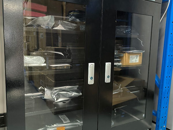 仓库-电子干燥柜